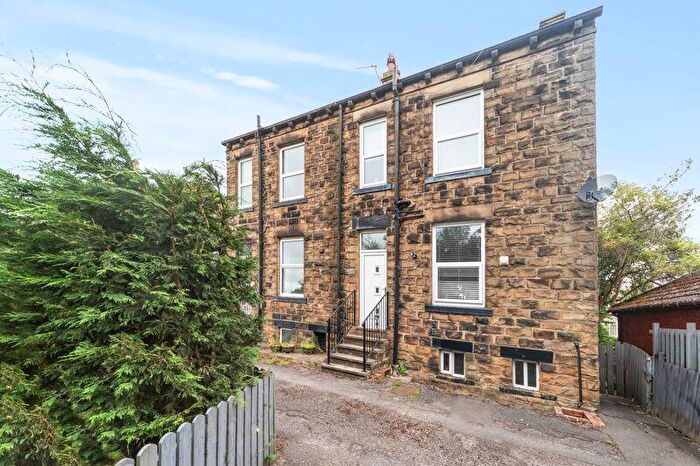 1 Bedroom End Of Terrace House To Rent In Scotchman Lane, Morley, LS27