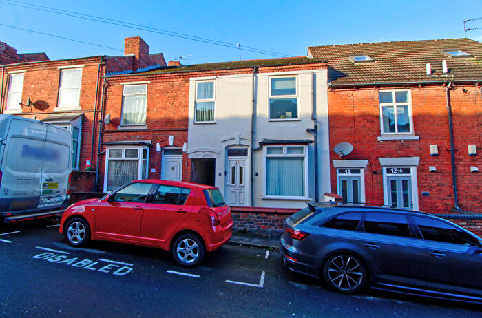 3 Bedroom Terraced House For Sale In Pearson Street, Stourbridge, DY9