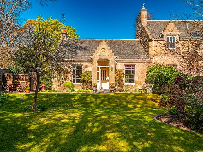 2 Bedroom End Of Terrace House To Rent In The Steils, Edinburgh, Midlothian, EH10