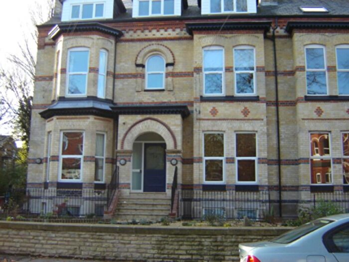 2 Bedroom Flat To Rent In Alness Road, Whalley Range, Manchester, M16