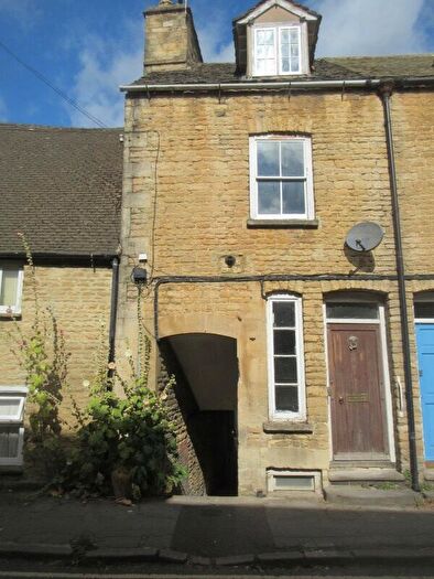 1 Bedroom Terraced House To Rent In Chipping Norton, Oxfordshire, OX7