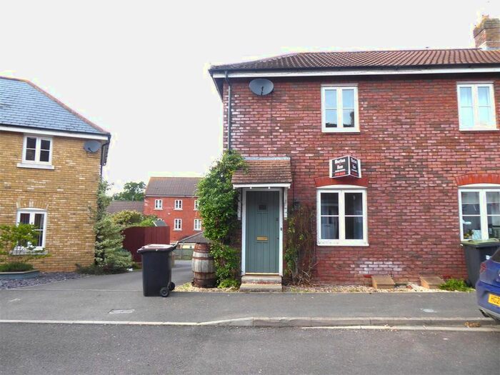 2 Bedroom End Of Terrace House To Rent In Field Close, Sturminster Newton, DT10