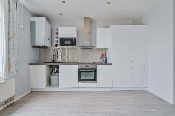 Maisonette To Rent In Harrowby Street, Marylebone, London, W1H