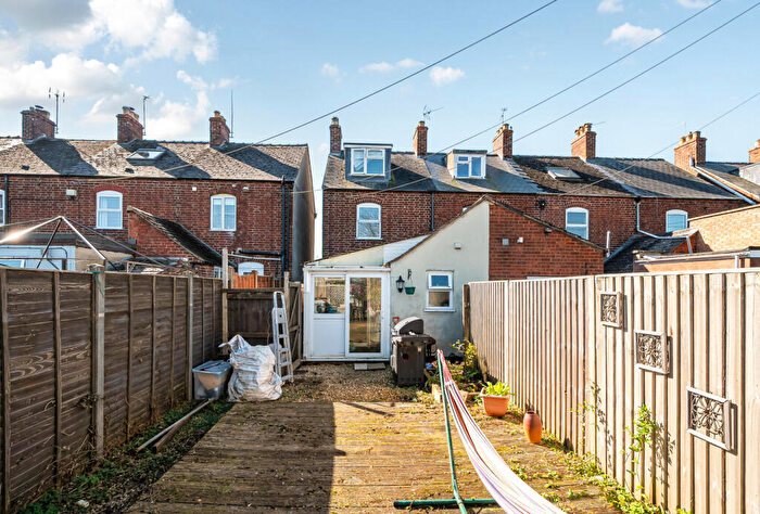 4 Bedroom End Of Terrace House For Sale In Avenue Terrace, Stonehouse, Gloucestershire, GL10