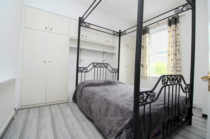 1 Bedroom Flat To Rent In Minard Road, Catford, SE6