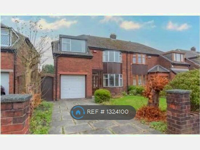 3 Bedroom Semi-Detached House To Rent In Whinney Lane, Blackburn BB2