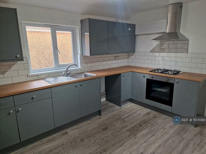 2 Bedroom Flat To Rent In Bute Street, Treherbert, Treorchy, CF42