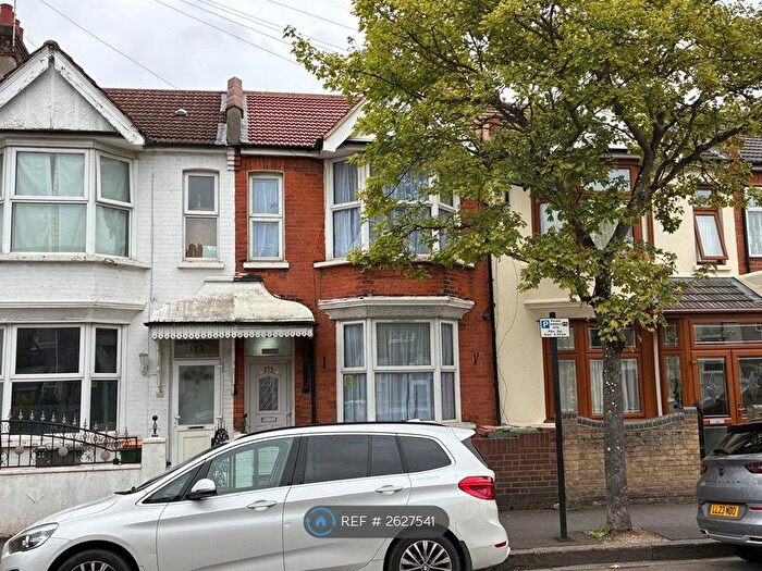 2 Bedroom Terraced House To Rent In Boundary Road, London, E13
