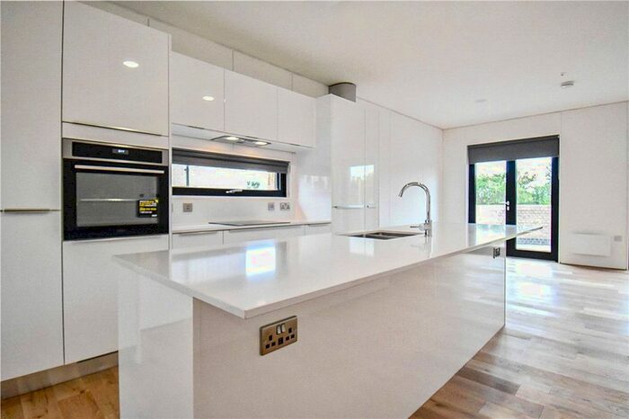 4 Bedroom Semi-Detached House To Rent In Lockhart Way, Northstowe, Cambridge, CB24