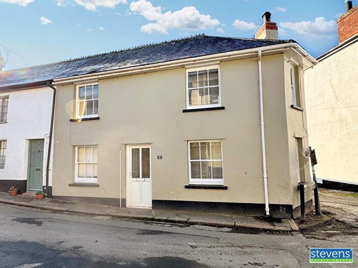 2 Bedroom End Of Terrace House To Rent In High Street, Hatherleigh, Okehampton, Devon, EX20