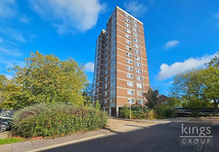 1 Bedroom Flat For Sale In Nicholls Field, Harlow, CM18