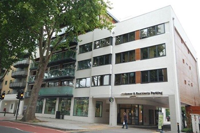 1 Bedroom Flat To Rent In Chiswick High Road, London, W4