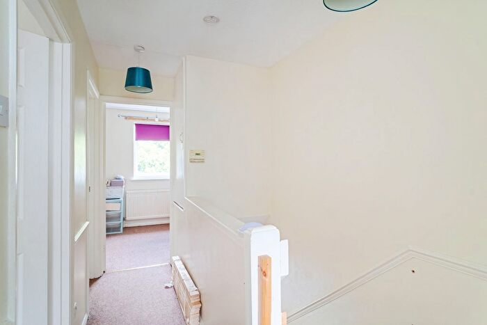 3 Bedroom End Of Terrace House For Sale In Bramhall Rise, Northampton, Northamptonshire, NN5