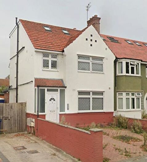 Studio To Rent In Sherwood Avenue, Greenford, UB6