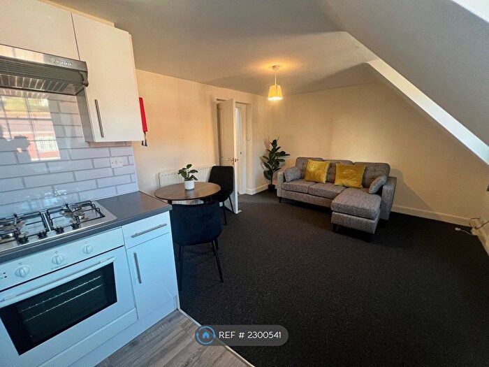 2 Bedroom Flat To Rent In Hotwells, Bristol, BS8