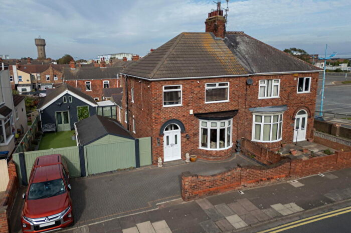3 Bedroom Semi-Detached House For Sale In Princes Road, Cleethorpes, DN35