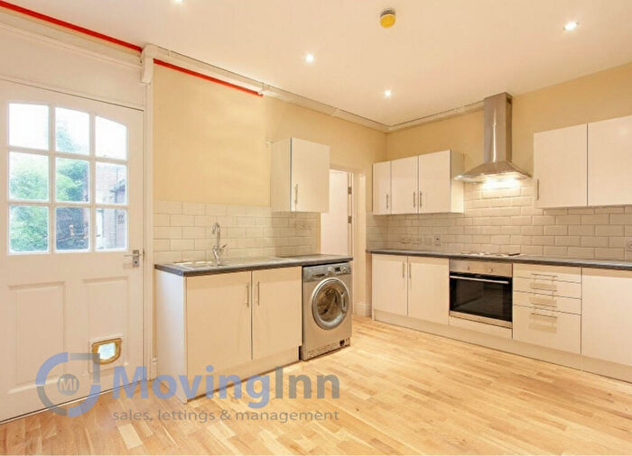 6 Bedroom Terraced House To Rent In Latimer Road, Croydon, Surrey, CR0