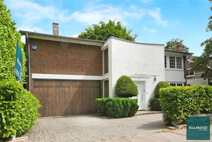 5 Bedroom Detached House To Rent In Sheldon Avenue, Highgate, N6