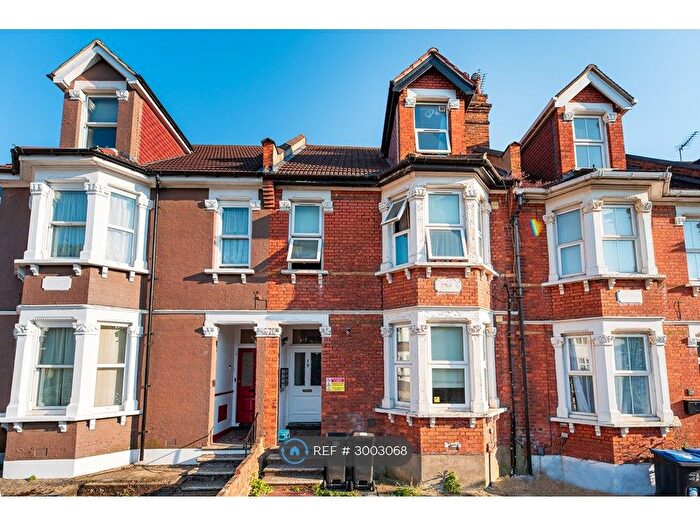 1 Bedroom Flat To Rent In Temple Road, Croydon, CR0