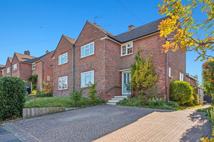 3 Bedroom Semi-Detached House For Sale In New Road, Princes Risborough, HP27