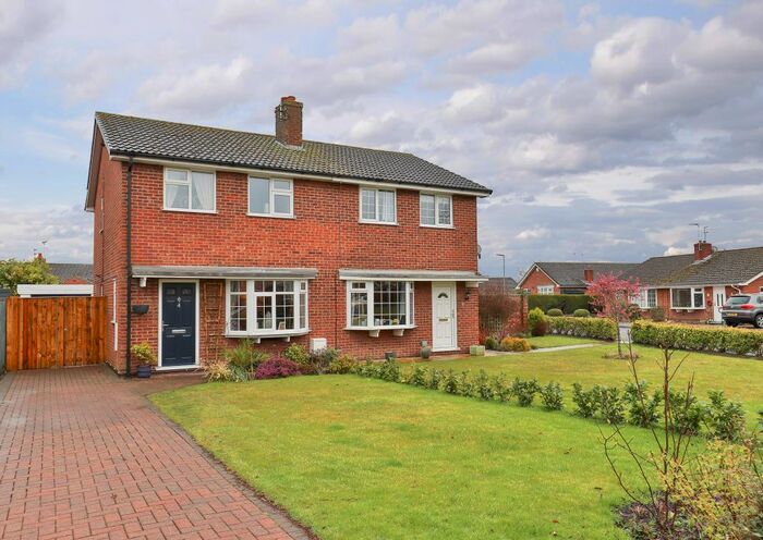 3 Bedroom Semi-Detached House For Sale In Hardrada Way, Stamford Bridge, York, East Riding Of Yorkshire, YO41