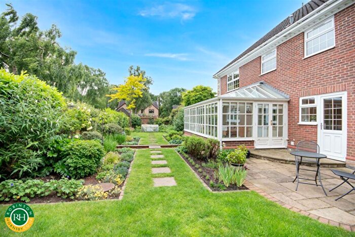 4 Bedroom Detached House For Sale In Oaklands, Bessacarr, Doncaster, DN4