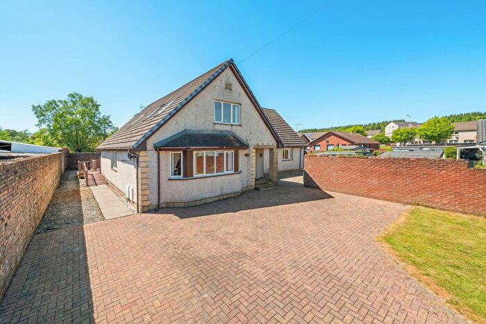 6 Bedroom Detached House For Sale In Eldrick Avenue, Fauldhouse, EH47