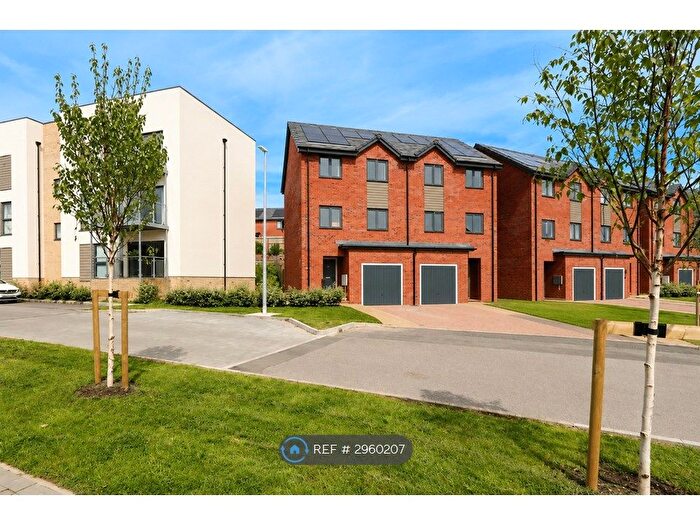 4 Bedroom Semi-Detached House To Rent In Poppy Close, Bristol, BS34