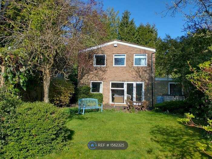 4 Bedroom Detached House To Rent In Kings Norton, Birmingham, B38