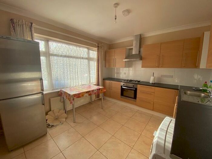 2 Bedroom Terraced House To Rent In Victoria Avenue, Hillingdon, Uxbridge, UB10