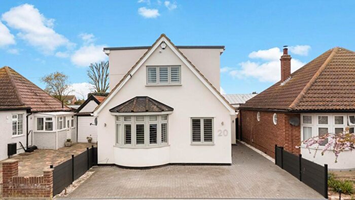 4 Bedroom Detached House For Sale In Ingarfield Road, Holland-On-Sea, CO15