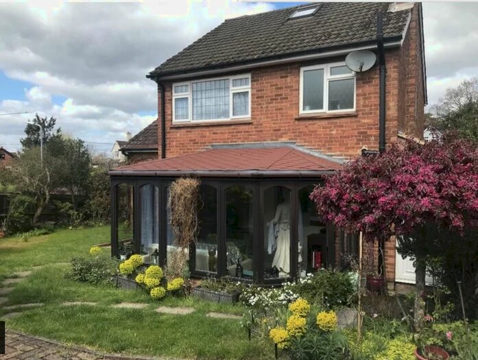 3 Bedroom Property To Rent In Kent, TN13