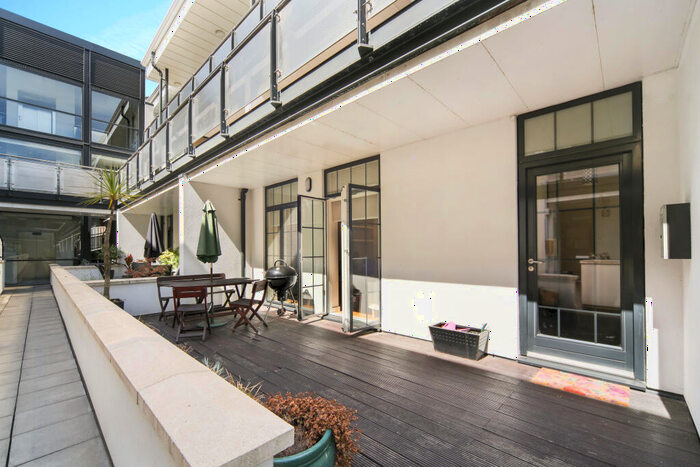 2 Bedroom Flat To Rent In Candlemakers Apartments, York Road, London, SW11