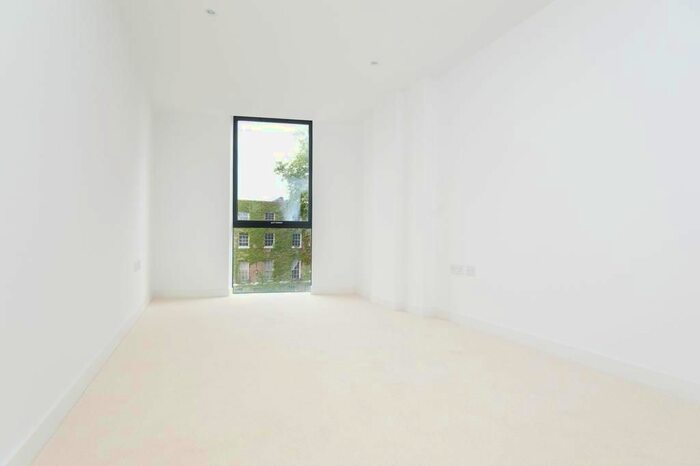 1 Bedroom Flat To Rent In Allgood Street, London, E2