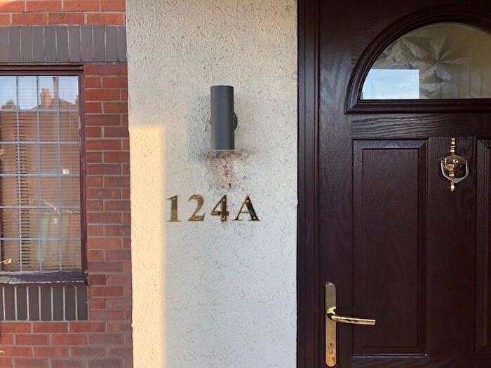 2 Bedroom Flat To Rent In A Stancliffe RoadSharstonManchester, M22