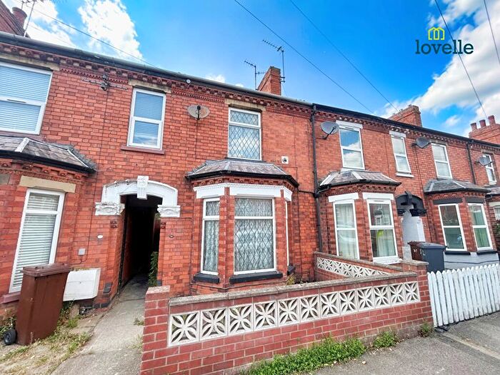 2 Bedroom Terraced House For Sale In St Catherines Grove, Lincoln, LN5