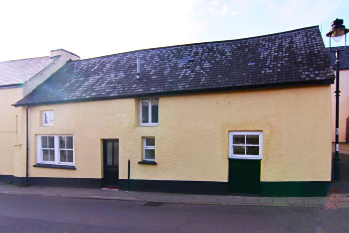 3 Bedroom End Terrace House To Rent In Hatherleigh, Devon, EX20