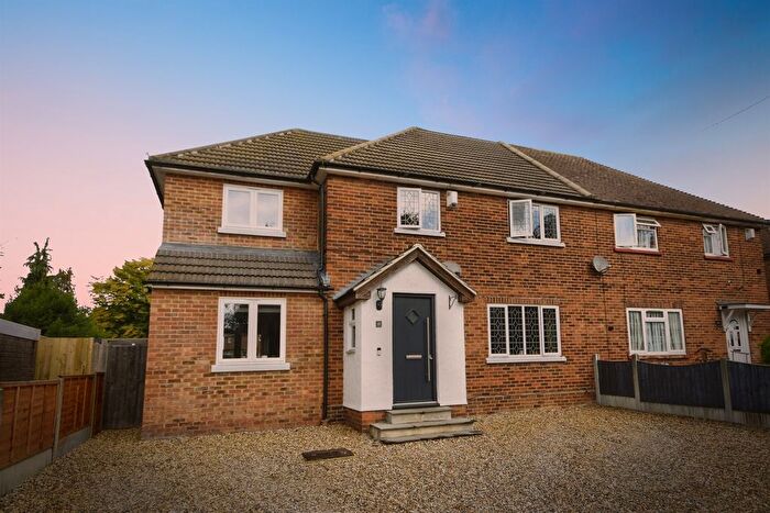 5 Bedroom Semi-Detached House For Sale In Larchwood Gardens, Pilgrims Hatch, Brentwood, CM15