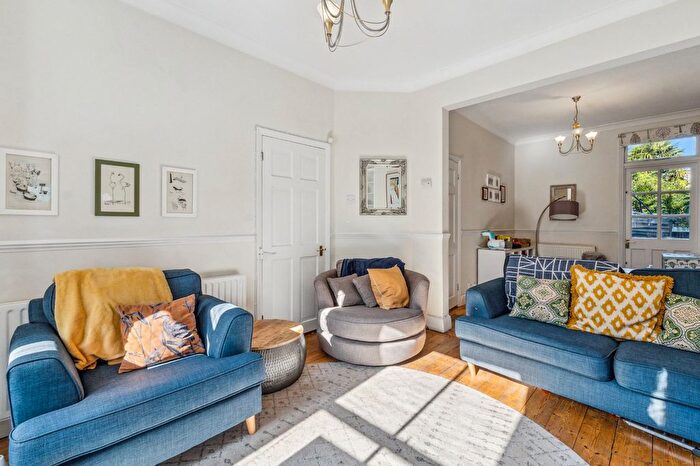 4 Bedroom Terraced House To Rent In St Albans Avenue, Chiswick, W4