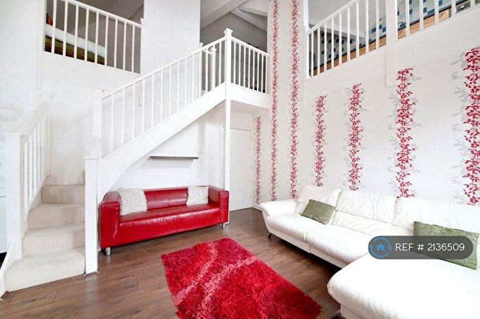 2 Bedroom Flat To Rent In East Ferry Road, London, E14