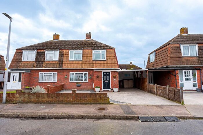 3 Bedroom Semi-Detached House For Sale In St. James Road, Isle Of Grain, ME3