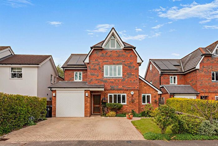 5 Bedroom Detached House For Sale In Barnway, Englefield Green, TW20