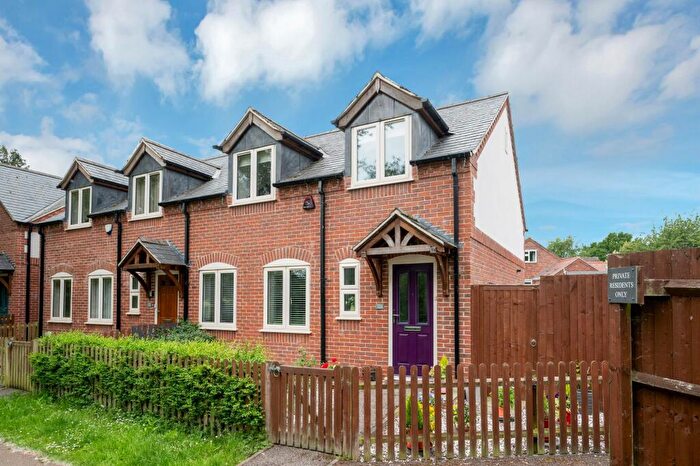 3 Bedroom Semi Detached House For Sale In Braunston Road, Oakham, LE15