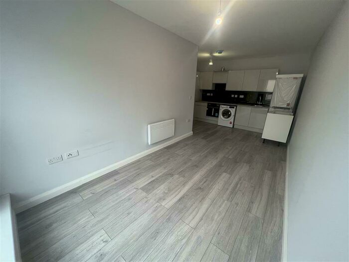 2 Bedroom Apartment To Rent In Station Street, Burton On Trent, DE14