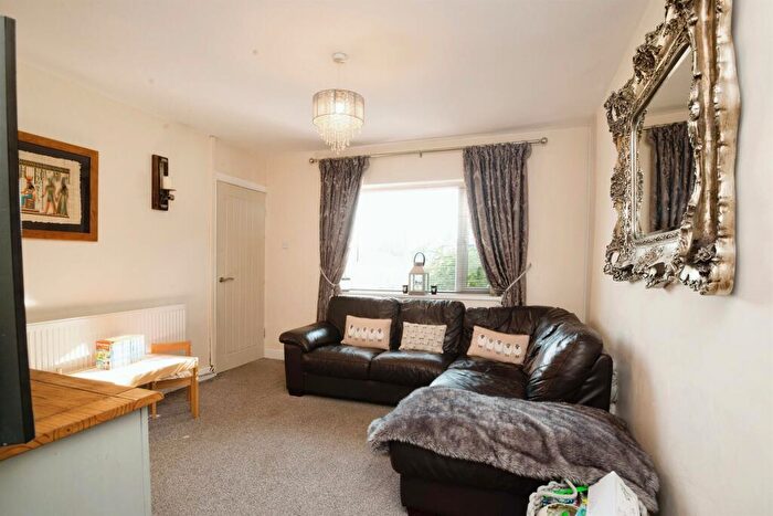 3 Bedroom Terraced House For Sale In Whitesands Road, Llanishen, Cardiff, CF14