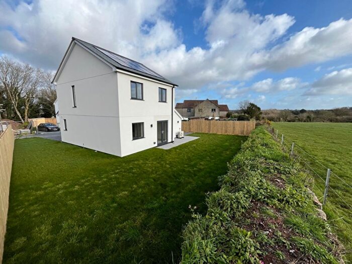 3 Bedroom Detached House For Sale In Forth Vean, Helston, TR13