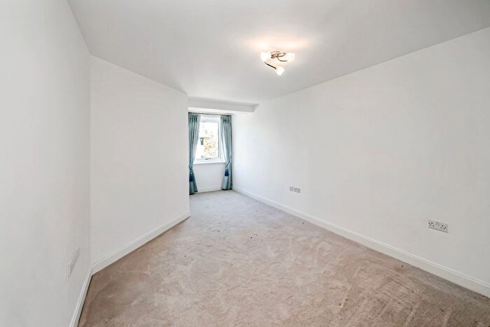 1 Bedroom Flat To Rent In Bridge Avenue, Maidenhead, SL6