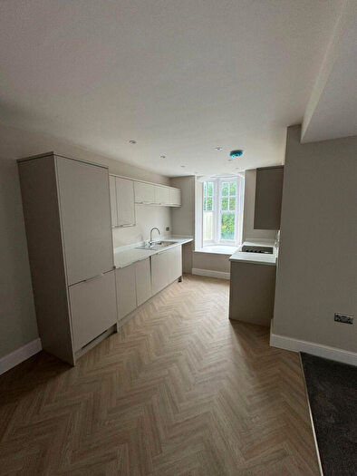 2 Bedroom Flat To Rent In Barnsley, S70