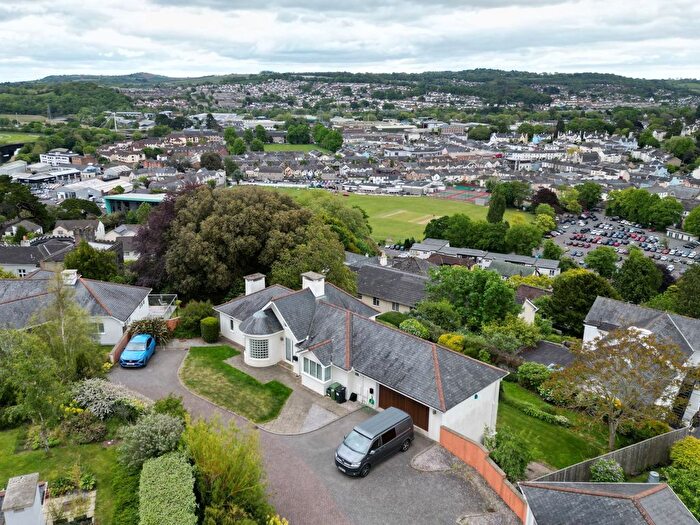 4 Bedroom Detached House For Sale In Petroc Drive, Newton Abbot, TQ12