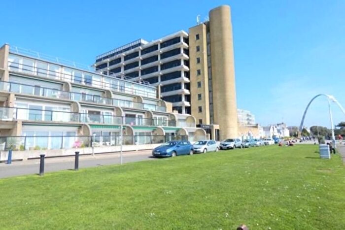 2 Bedroom Flat For Sale In The Leas, Folkestone, CT20
